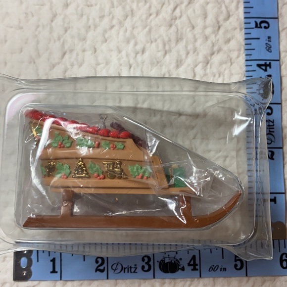 Vintage 1988 “Sleighful of Dreams” Hallmark Ornament Collector’s Club w/ Box - Picture 8 of 13